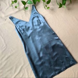 NWT!! Beautiful Silky Gap Shift Dress
